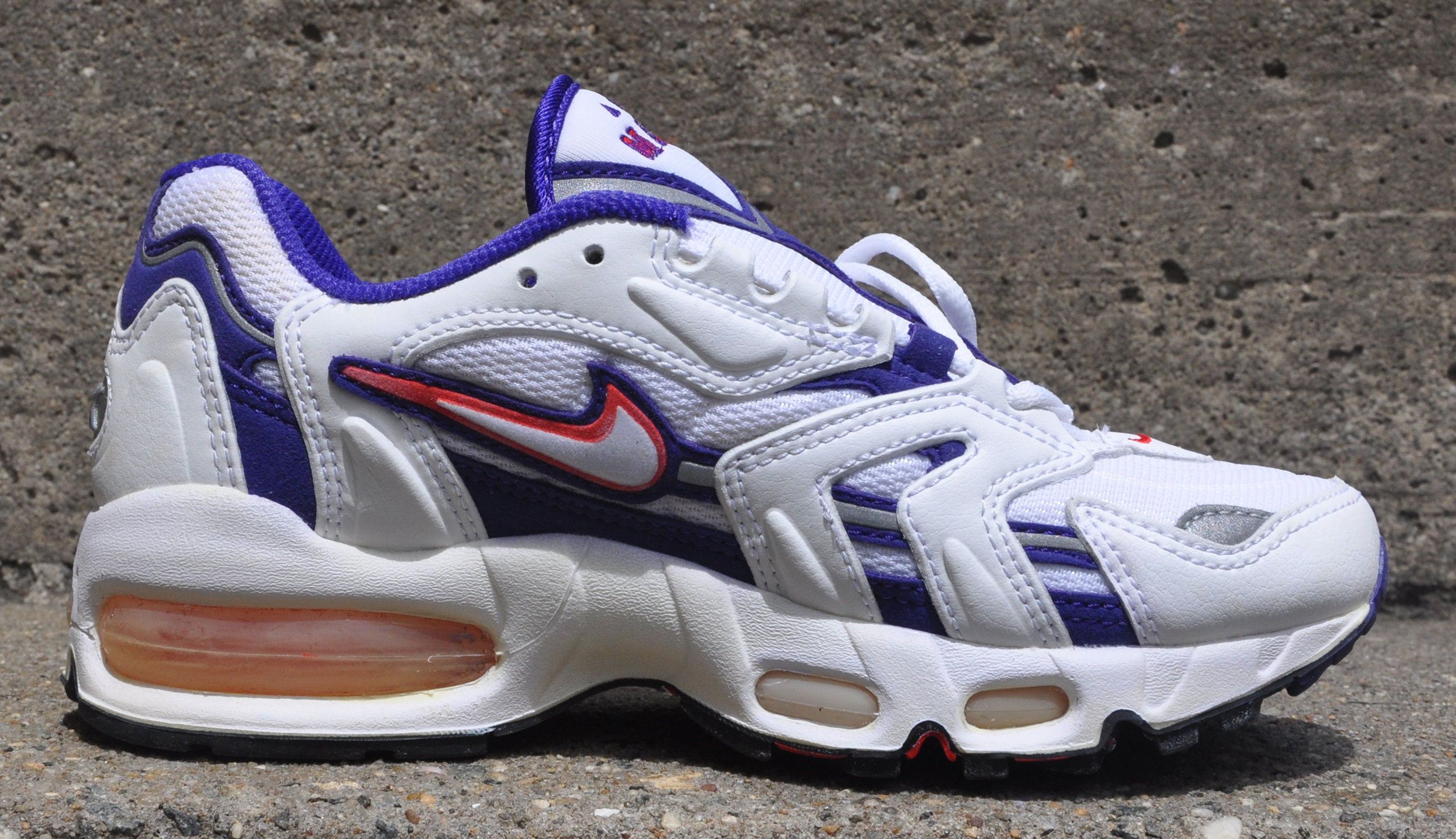 Women`s Nike Air Max 96 White / Grape / Comet Red (Size 5.5) DS — Roots